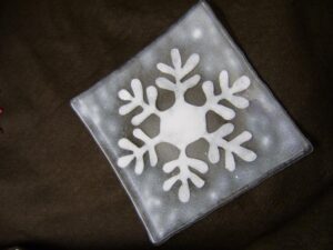 Tuch mit Schneeflocke